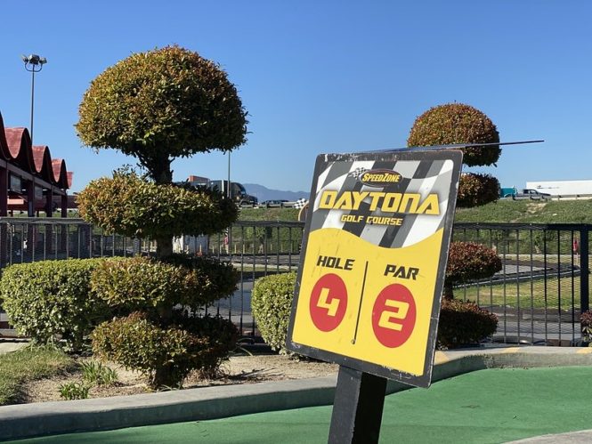 Speedzone Los Angeles Mini Golf (Daytona Course) – City of Industry, CA ...
