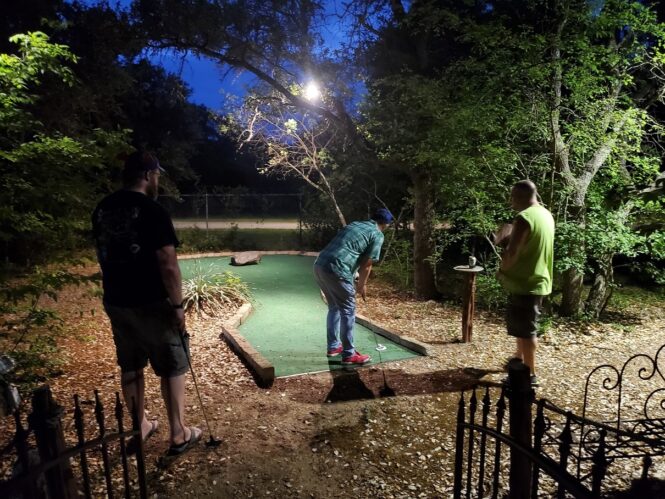 Defunct: RoadRunners Bar Mini Golf – Dripping Springs, TX – A Couple of ...